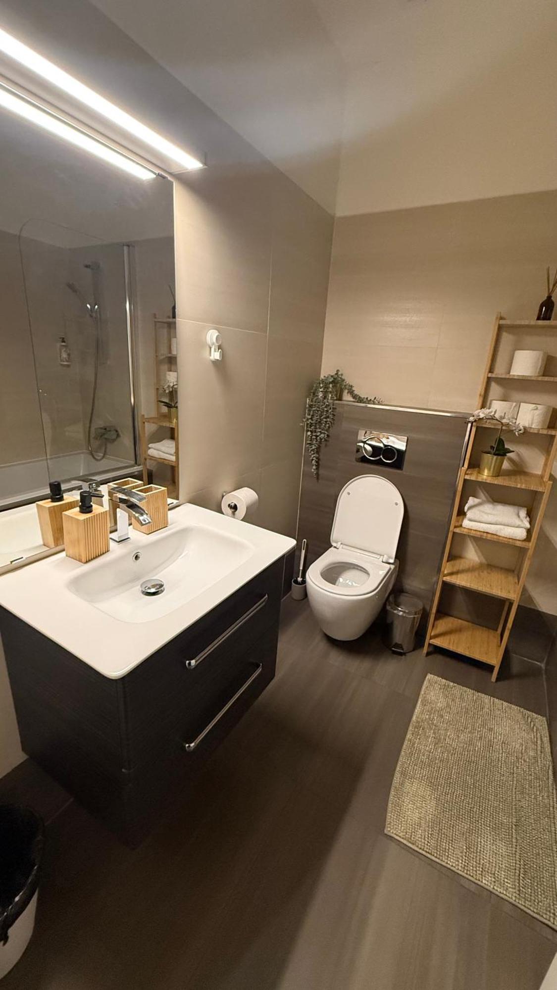 Luxury Modern Designed Oldtown Apartment Prague Exterior photo