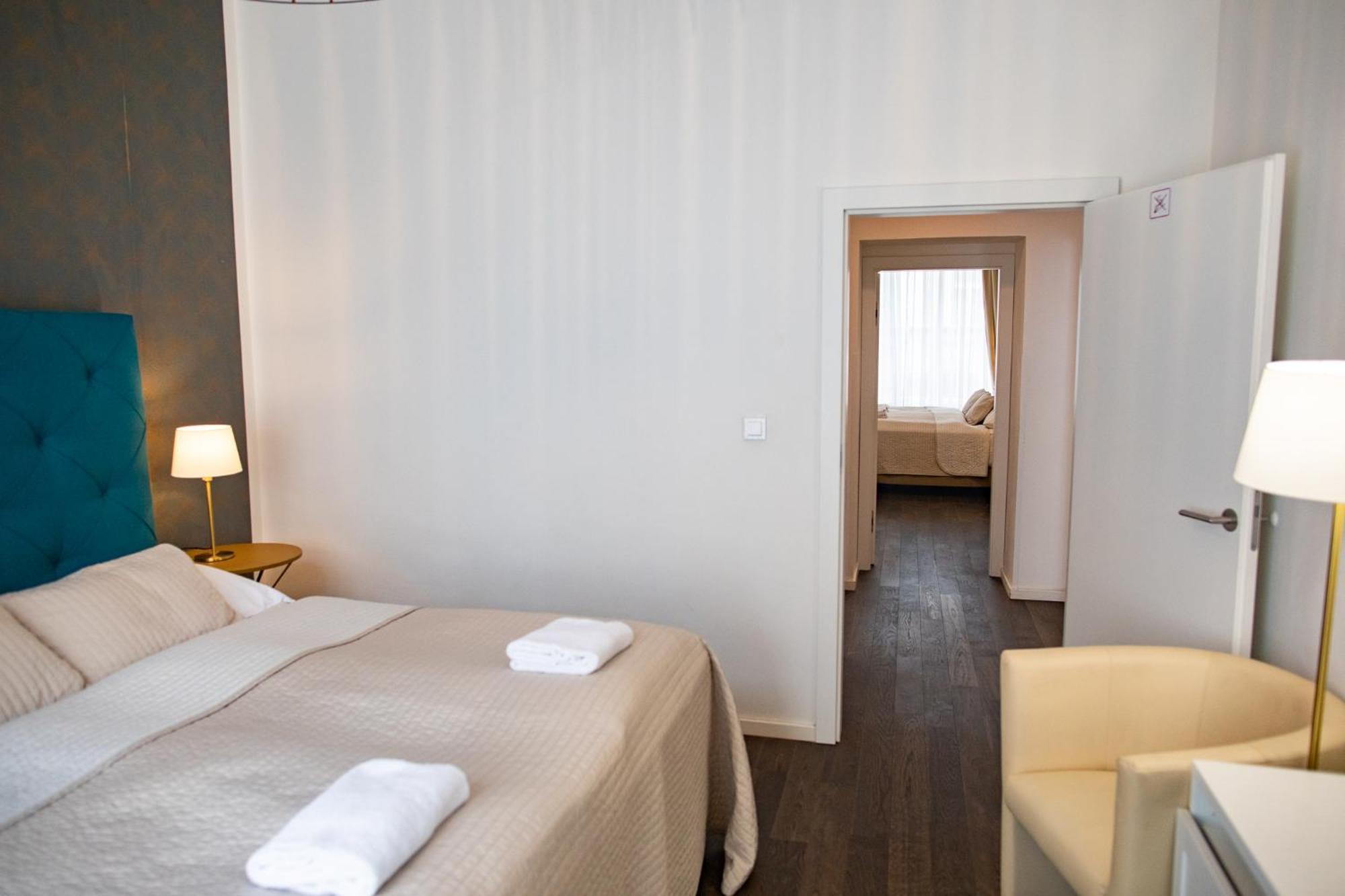 Luxury Modern Designed Oldtown Apartment Prague Exterior photo