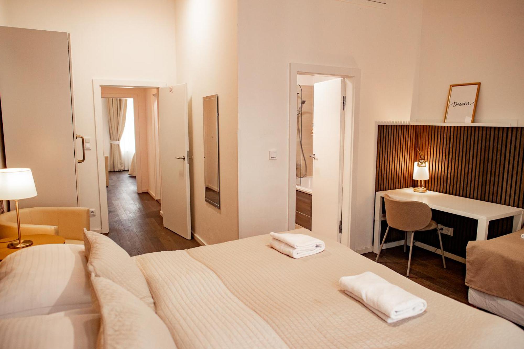 Luxury Modern Designed Oldtown Apartment Prague Exterior photo