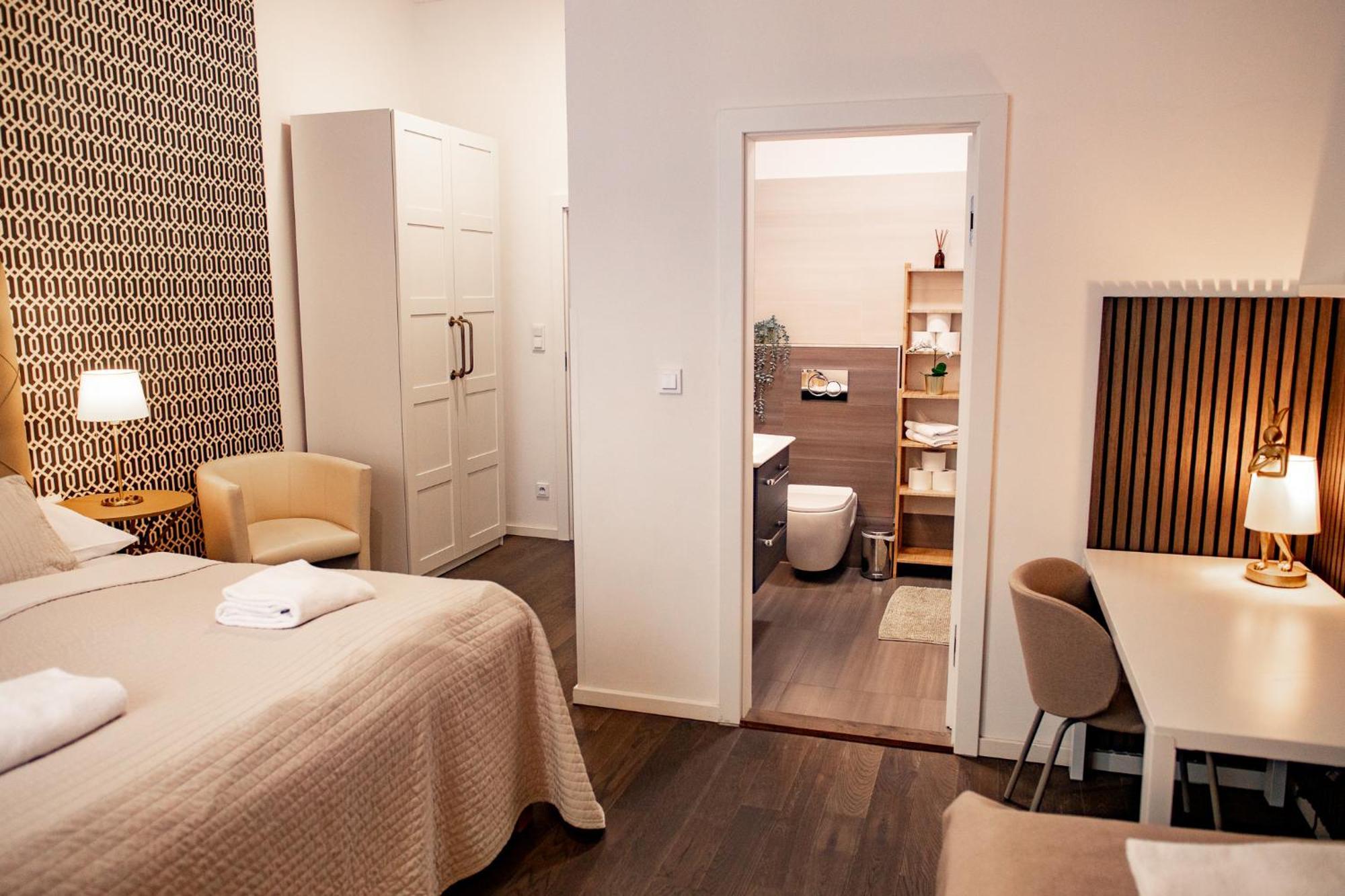 Luxury Modern Designed Oldtown Apartment Prague Exterior photo