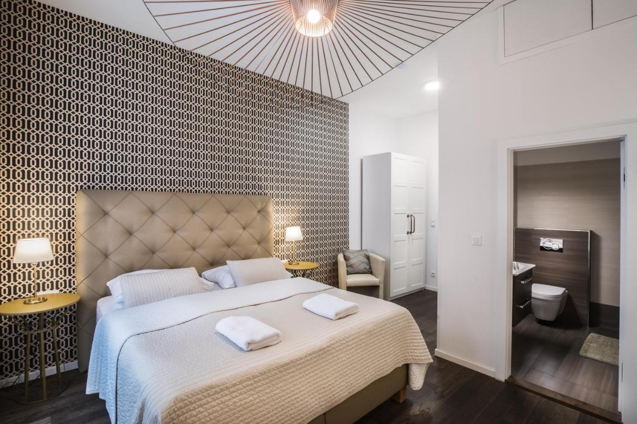 Luxury Modern Designed Oldtown Apartment Prague Exterior photo